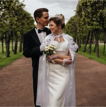 A Manzetti Europe esküvői öltöny kollekciójának előnyei